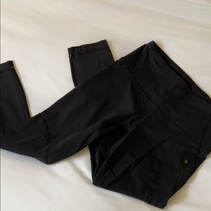 Lululemon 25” Luxtreme Pant w/ Side Pocket Size 6
